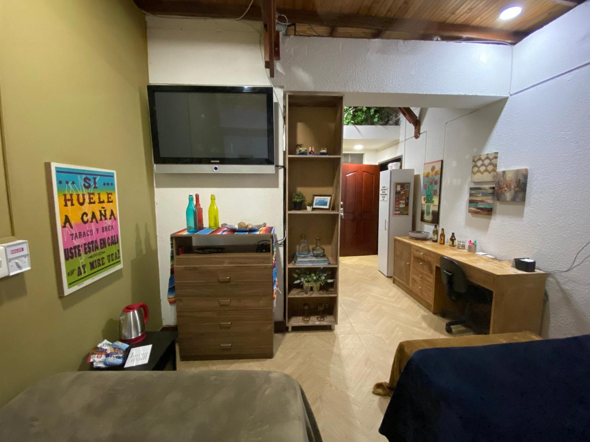 Apartarstudio Muy Bien Ubicado, Cercano A Todo!! Кали Экстерьер фото