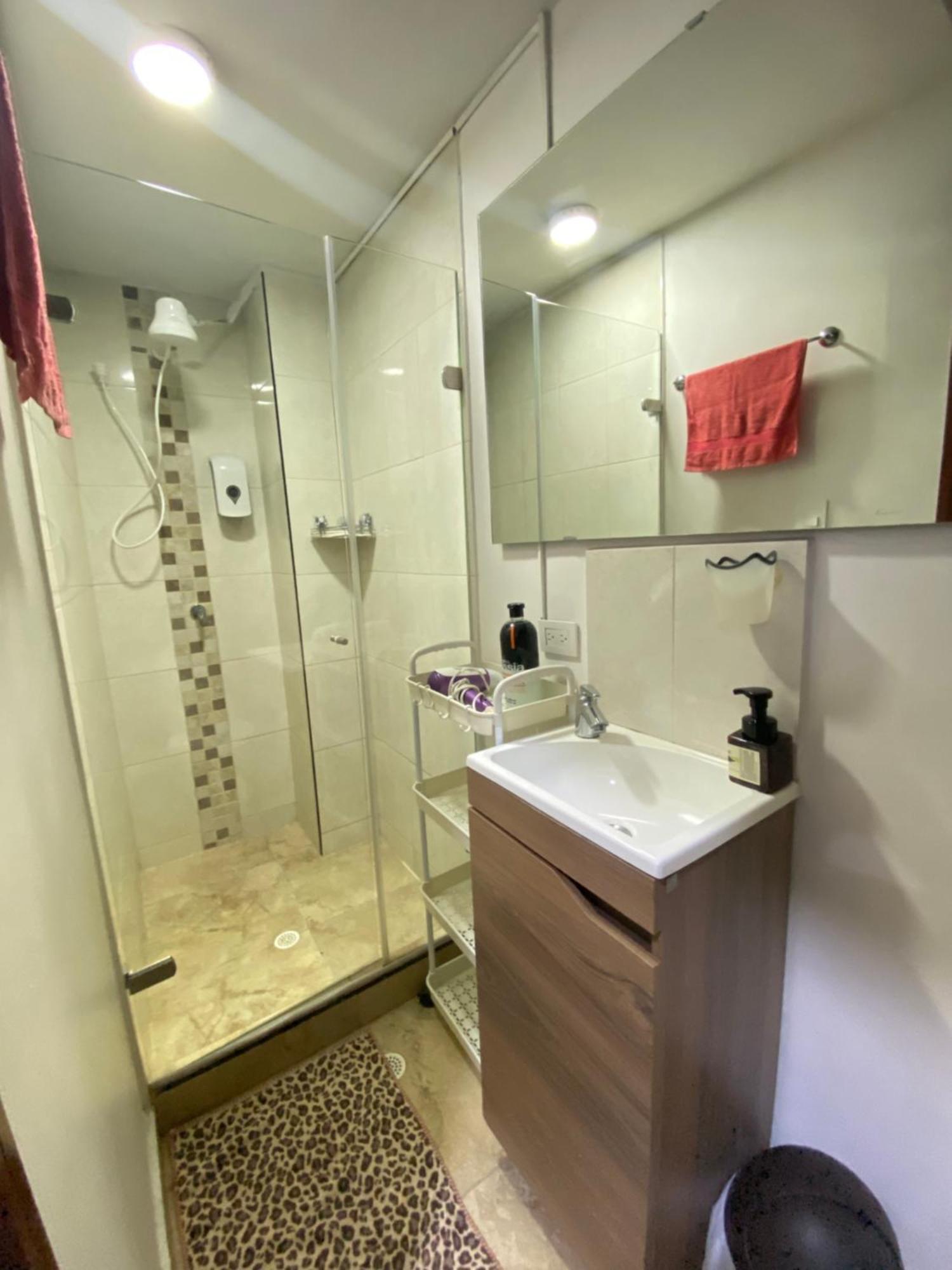 Apartarstudio Muy Bien Ubicado, Cercano A Todo!! Кали Экстерьер фото